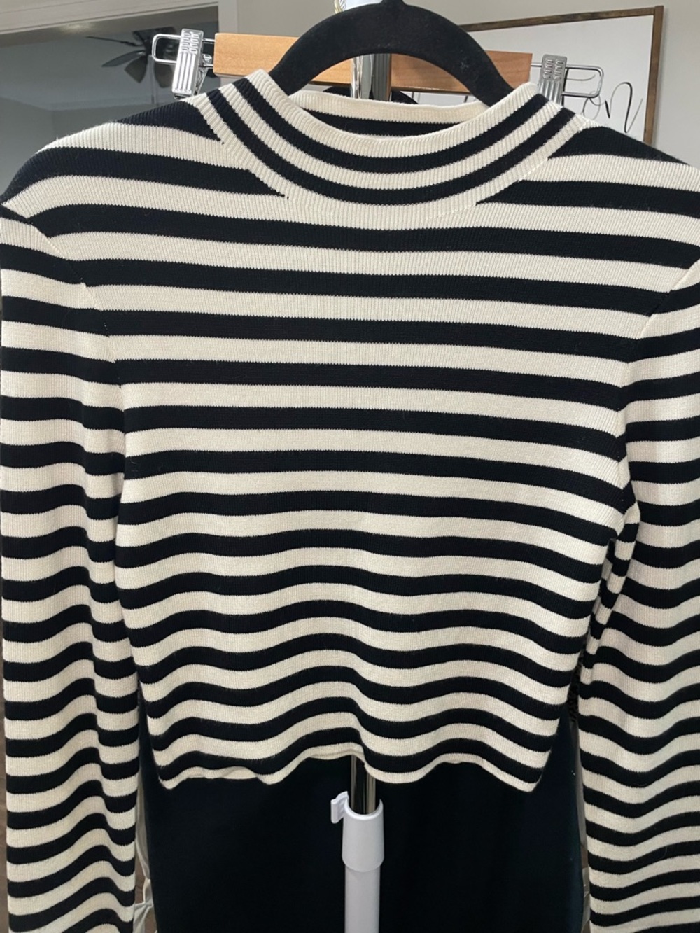 Altar’d State Black & Cream Striped Cropped Sweater Size L